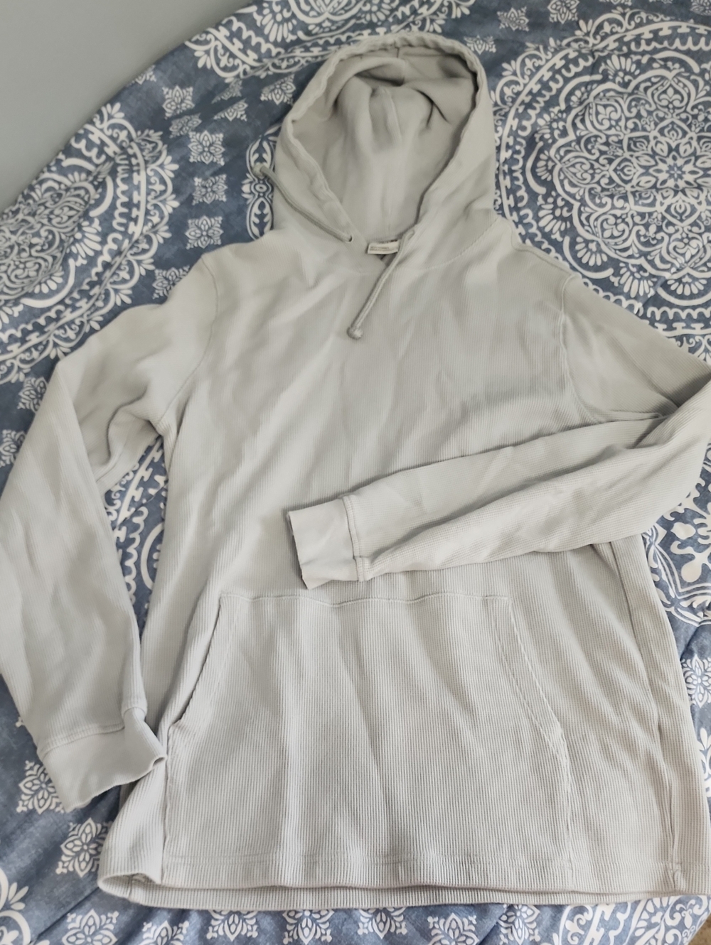 The North Face Light Gray Waffle Hoodie with Drawstring Large
